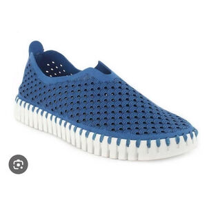 ILSE JACOBSEN Tulip 139 Slip-on Shoe Regatta Blue Perforated Flats Loafer 39 8.5
